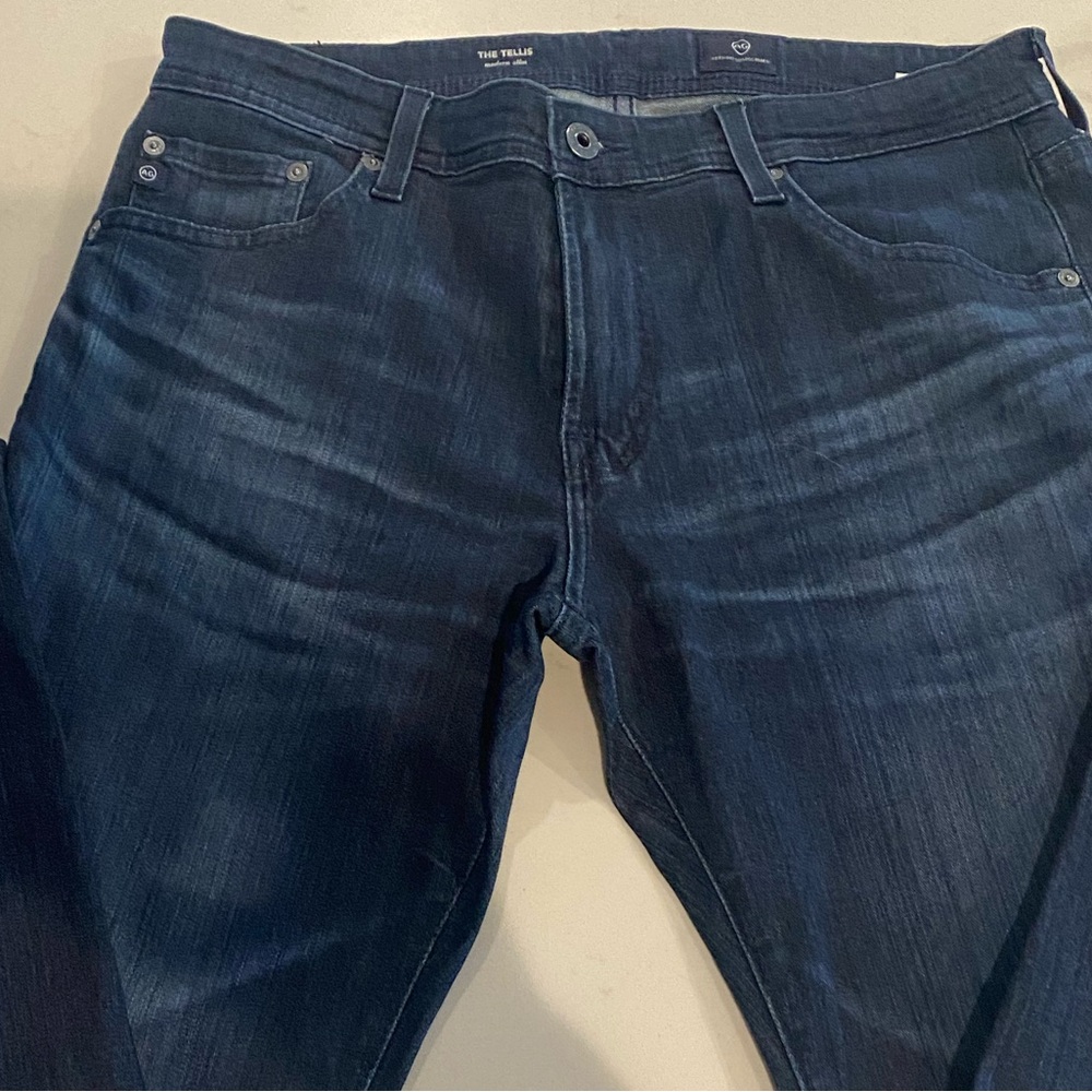 AG Tellis modern slim. Size 32 inseam is 30 not 34. Never worn.
